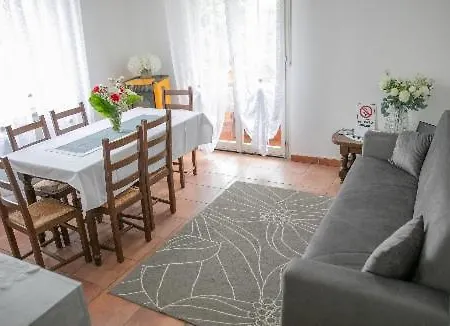 Stili House Panoramic View Apartment Perledo