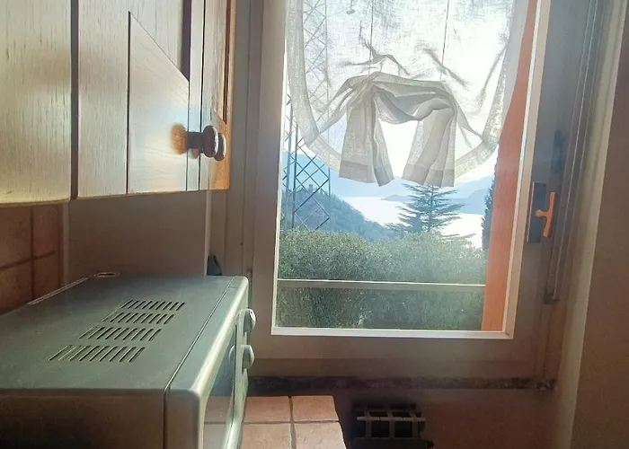 Stili House Panoramic View דירה Perledo