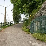 Stili House Panoramic View Daire Perledo